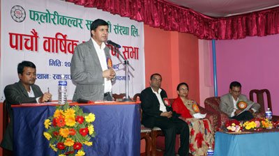 पुष्प ब्यवसायको बजारीकरणमा सहकारीको सहयोग आवश्यक