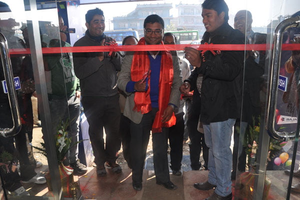 बजाजको नयाँ शोरुम ग्वार्को, ललितपुरमा