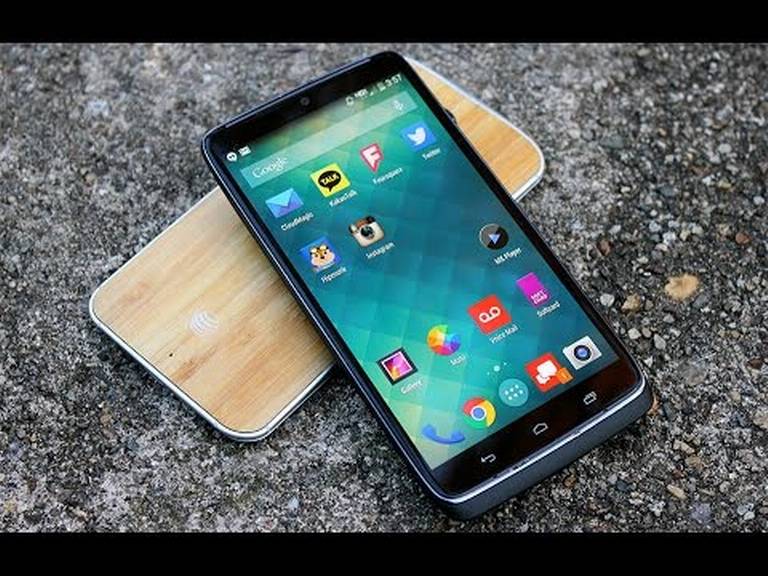 ३ सय २० जीबी मेमोरी भएको सेगस भी २ स्मार्टफोन