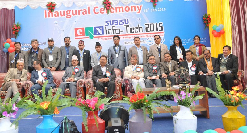 सुविसु क्यान इन्फोटेक २०१५ शुरु, यस्ता छन् मोबाइल ब्राण्डका स्टलहरु (तस्विर सहित)