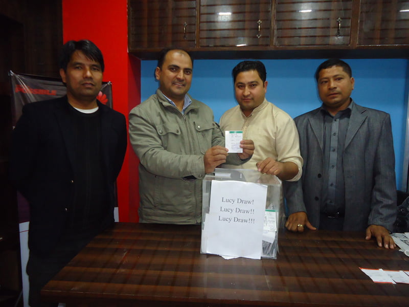 मोबाइल महोत्सवको पहिलो दिन ३ करोड रुपैंया बढिको मोबाइल बिक्री