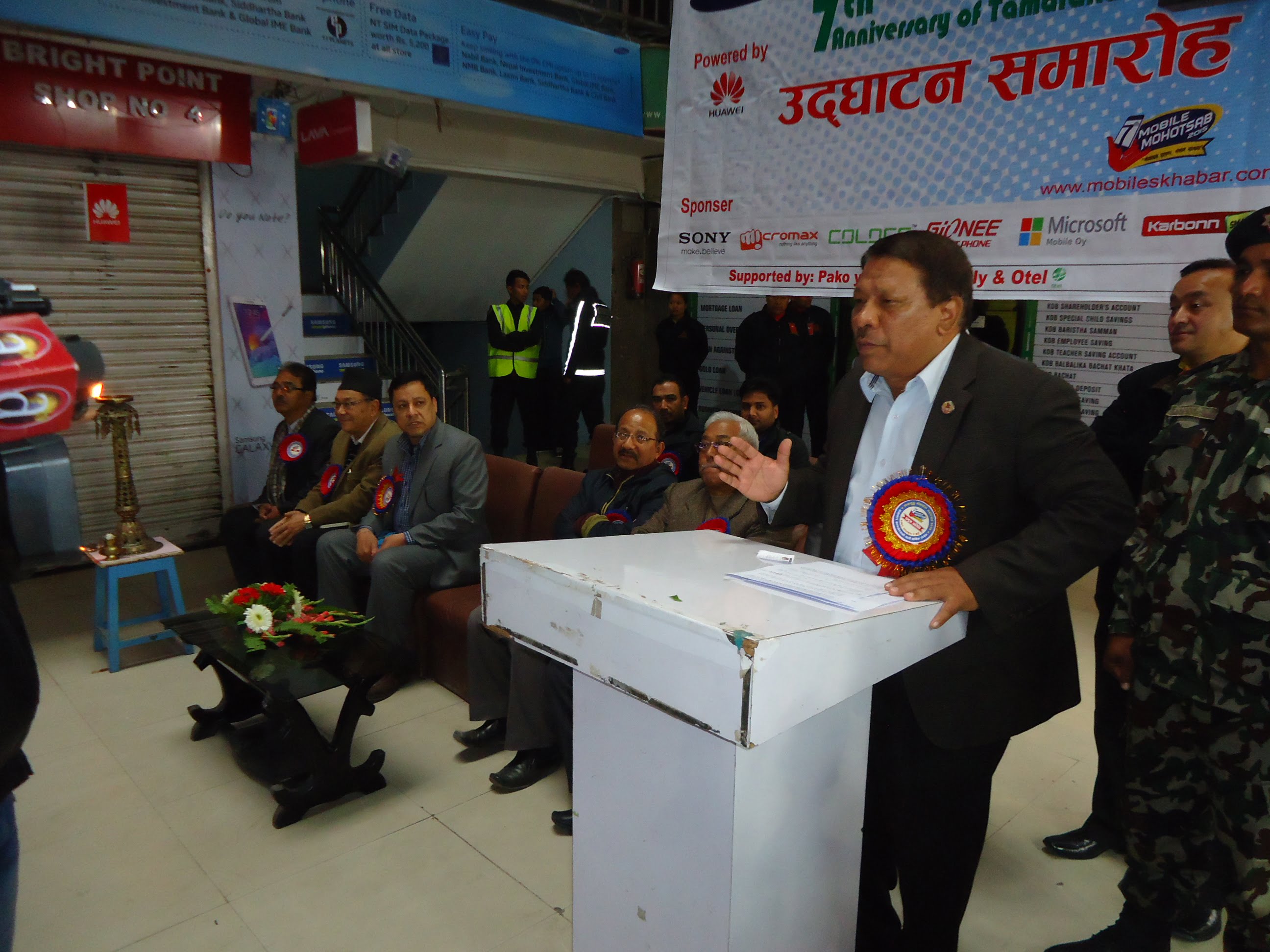 सामसुंग मोबाइल महोत्सव २०१५ शुभारम्भ, महोत्सवमा ग्राहकहरुको चहलपहल