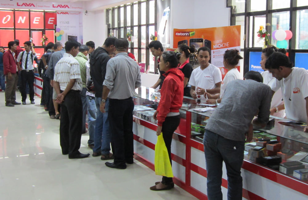 तीजको अवसरमा महिलाहरुलाई मोबाइल एक्स्पोमा निशुल्क प्रवेश