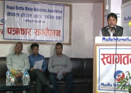 बजारमा मिनरल वाटर पुर्याउन कठिनः व्यवसायी