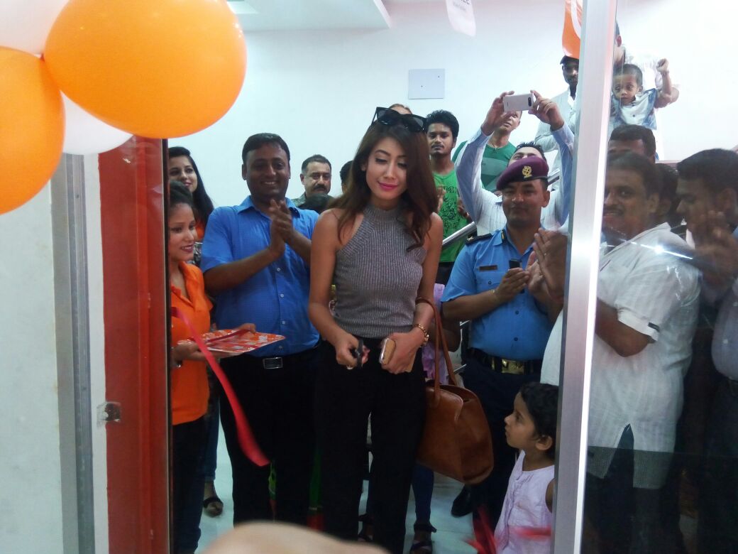 जियोनिको एमफाइभ मिनी नेपाली बजारमा, इटहरीमा एक्सक्लुसिभ शोरुम