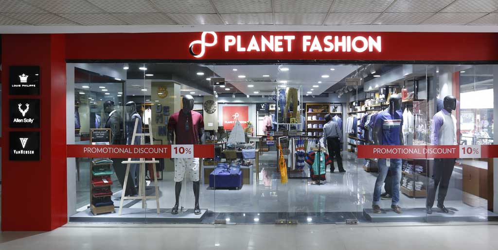 पिनाकल ब्राण्डका स्टोरहरु सिभिल मल सुन्धारामा