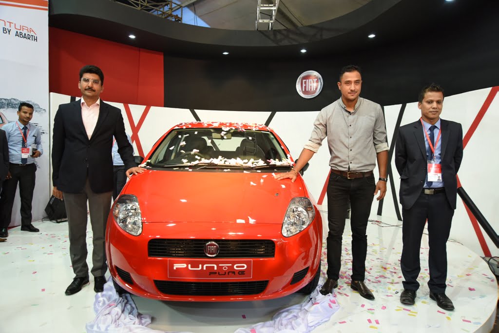 फियाट पुन्टो प्युअर सार्वजनिक