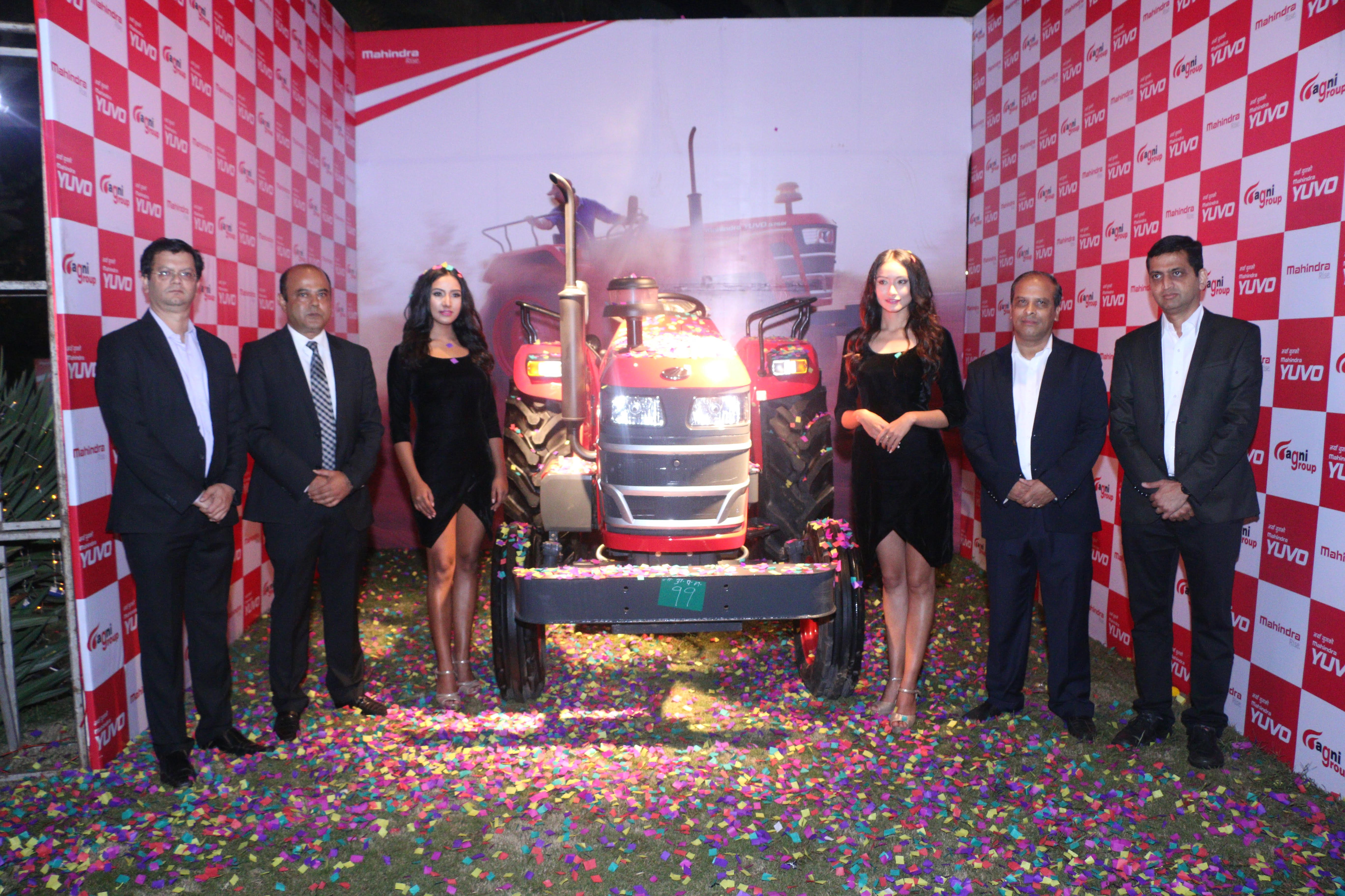 महिन्द्राको नयाँ ट्याक्टरहरु अनावरण, कृषिका लागि उपयोगी