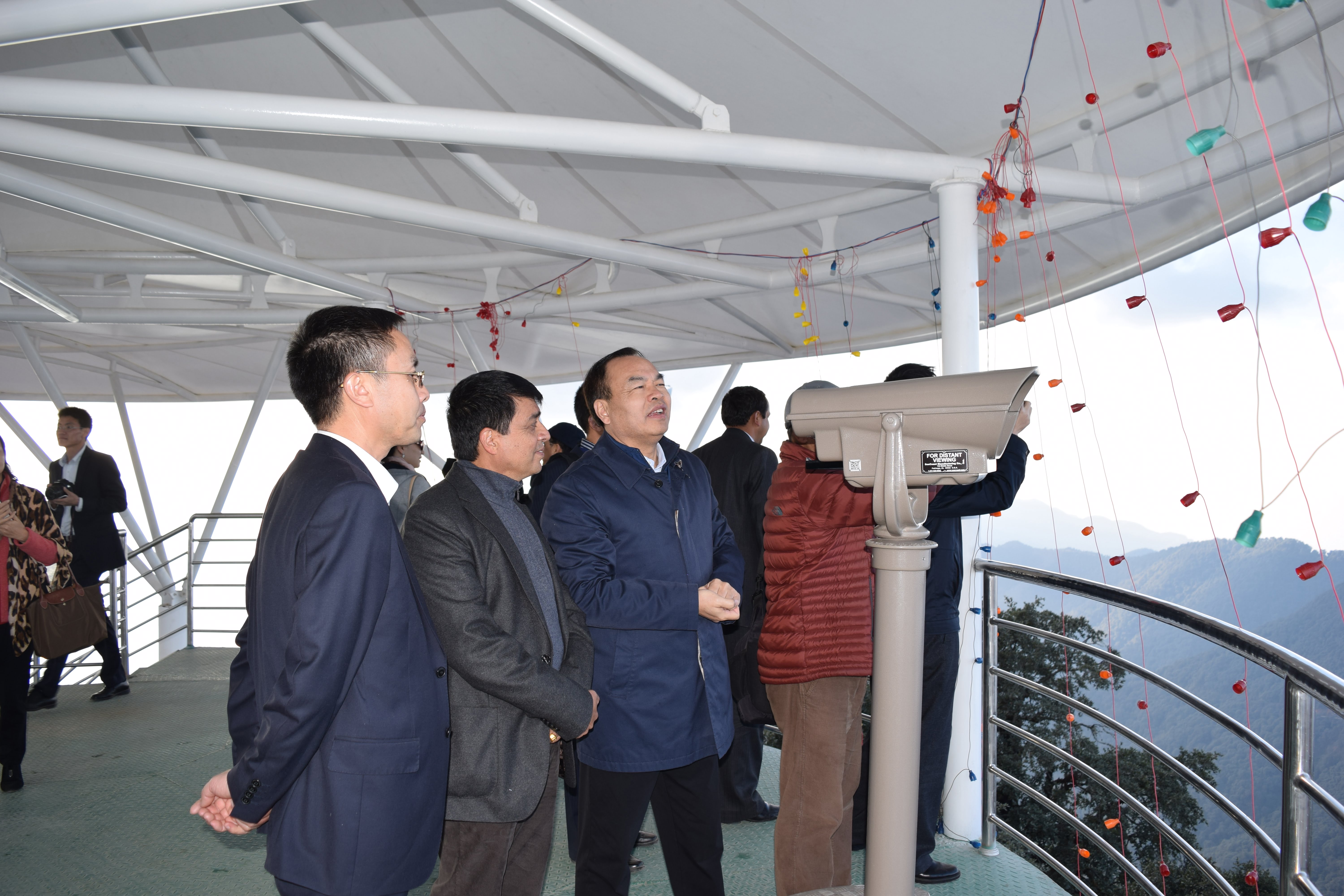 चन्द्रागिरि केबलकारको चीनियाँ अधिकारीहरुद्धारा भ्रमण