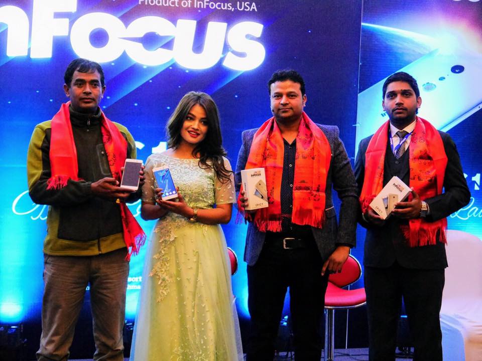 इनफोकस इपिक वान स्मार्टफोन बजारमा, डेका-कोर प्रोसेसरसहितकाे स्मार्टफोन