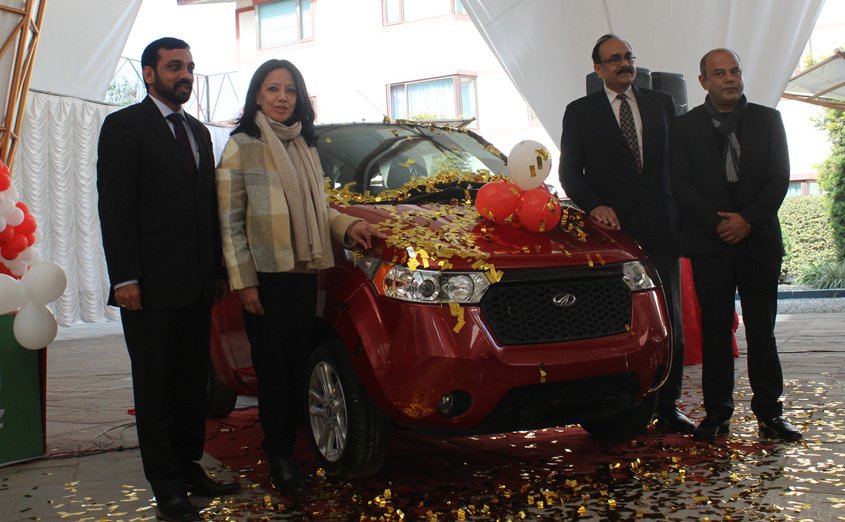 महिन्द्राको इलेक्ट्रिक गाडी ‘इ२ओ’ बजारमा