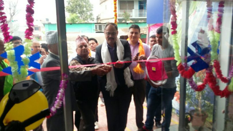 बजाजको नयाँ सोरुम स्याङ्जाको वालिङमा संचालन