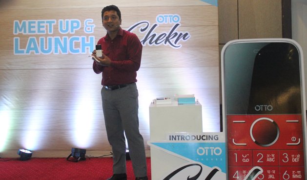 यसरी जाँच्न सकिन्छ मोबाइल फोनबाट ग्लुकोजको मात्रा, ‘ओटो चेकर’ फोन बजारमा