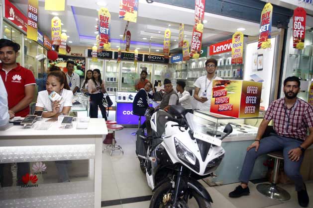 सिटिभीमा मोबाइलको हात खाली नजाने उपहार, आरवान फाइभ बाइकदेखि सिंगापुर भ्रमणसम्म