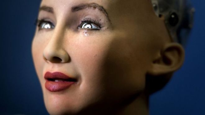 विश्वको पहिलो रोबोट जसले देशको नागरिकता प्राप्त गरिन