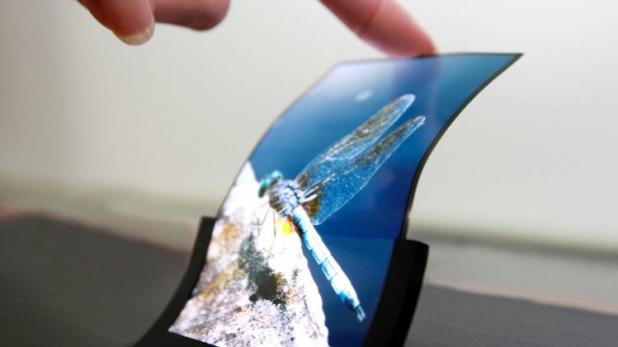 फोल्ड गर्न मिल्ने आइफोन बनाउँदै एप्पल, यस्तो छ पेटेन्ट डिजाइन