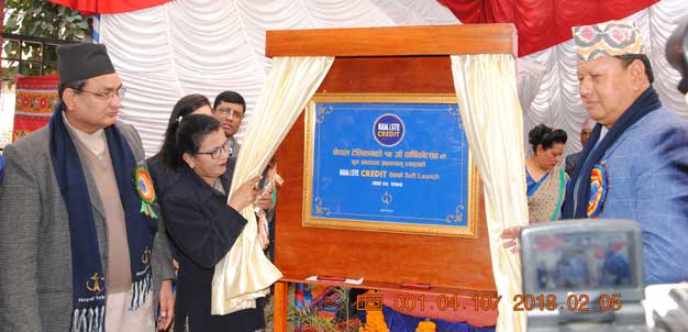 मोबाइलमा कुराकानी गर्न टेलिकमले ऋण दिने, डाटा चलाउँदा छुटैछुट, रिचार्जमा पनि बोनस