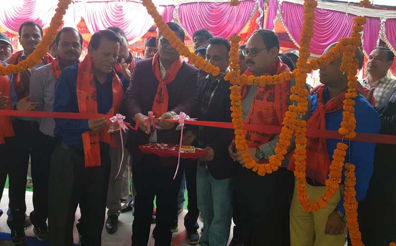 बजाजको नयाँ शोरुम कैलाली लम्कीमा शुभारम्भ