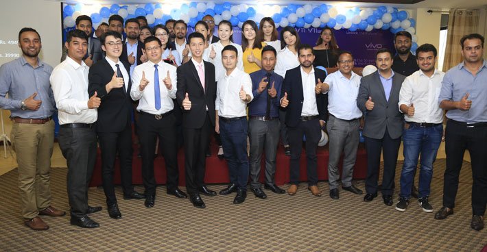 भीभो भी ११ प्रो नेपाली बजारमा सार्वजनिक