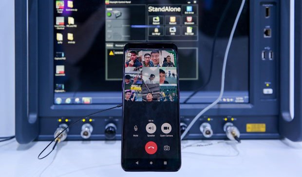 ओपोद्वारा फाइन्ड एक्स ५जी प्रोटोटाइप सार्वजनिक, चाइना मोबाइलसँग सहकार्य