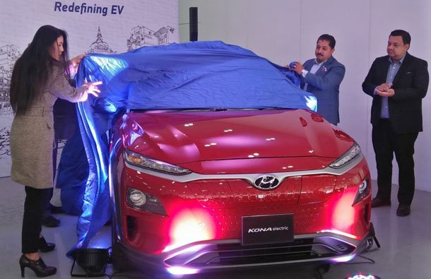 इलेक्ट्रिक गाडी हुण्डाई ‘कोना इभी’ बजारमा, एक चार्जमा ३ सय १२ किलोमिटर गुड्ने
