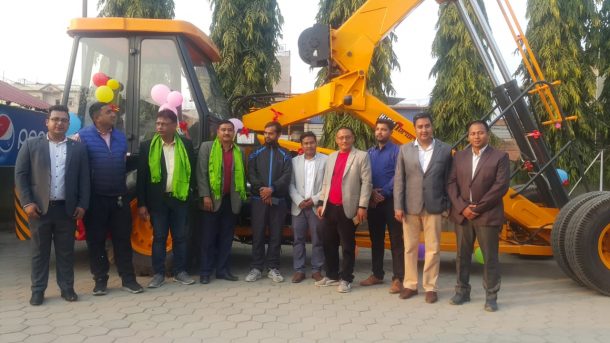 एस्कर्टस्को ‘हाइड्रा १५ ४पी’ क्रेनको नेपाली बजारमा उपलब्ध