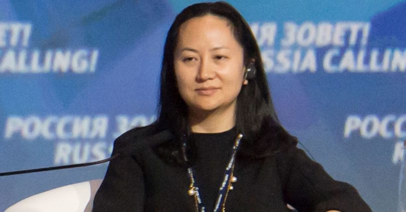 ह्वावेकै प्रमुख वित्तिय अधिकारीले प्रयोग गर्छिन प्रतिस्पर्धी एप्पलका डिभाइस