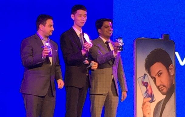 भारतमा भीभो भी१५ प्रोको मूल्य घट्दा नेपालमा भने महंगो मूल्य कायमै, कहिले घट्ला मूल्य ?