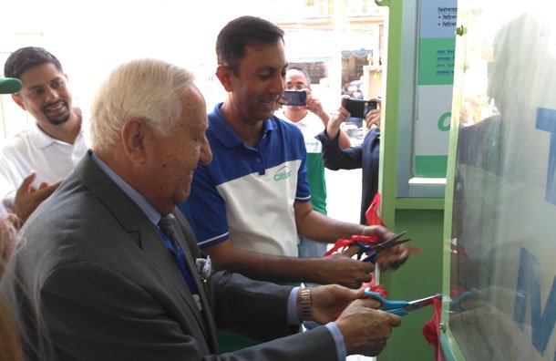 सिटिजन्सद्वारा हिमाल हस्पिटलमा एटिएम सञ्चालन