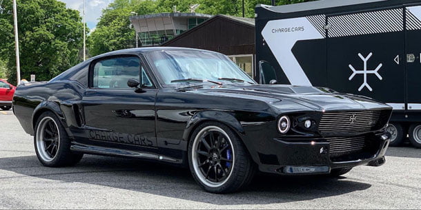 फोर्डको क्लासिक गाडि मस्टाङको इलेक्ट्रिक भर्सन यस्तो छ, मूल्य ३ लाख ८१ हजार अमेरिकी डलर