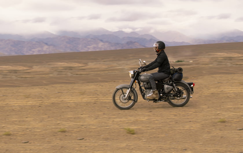 रोयल इनफिल्डको क्लासिक-३५० सीसी भर्सन नेपाली बजारमा