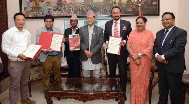 काठमाडौं महानगरपालिकाभित्रको ट्राफिक आइल्याण्डको सौन्दर्यकरण नविल बैंकले गर्ने