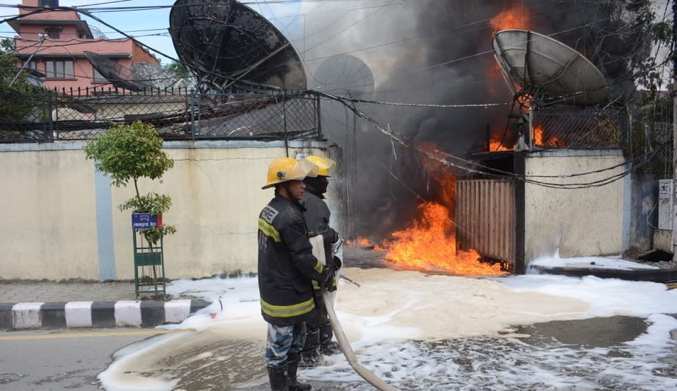 आगलागी हुँदा रोकिएका सुबिसुका केबल टिभी र इन्टरनेट सेवा बिहिबारदेखि पूर्णरुपमा संचालन हुने