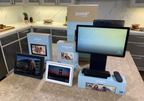 मेटाले स्मार्ट डिस्प्ले, स्मार्टवाचहरूको विकास रोक्ने