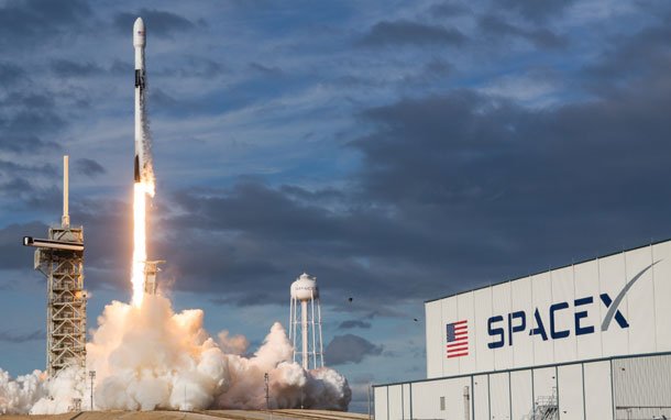 ब्रोडब्याण्ड इन्टरनेट नेटवर्कका लागि स्पेसएक्सद्धारा थप ६० स्याटेलाइट लन्च