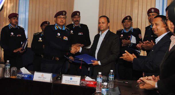 नेपाल टेलिकम नेपाल प्रहरी फुटबल टिमको मुख्य प्रायोजक, ३२ लाख रुपैयाँको प्रायोजन सम्झौता