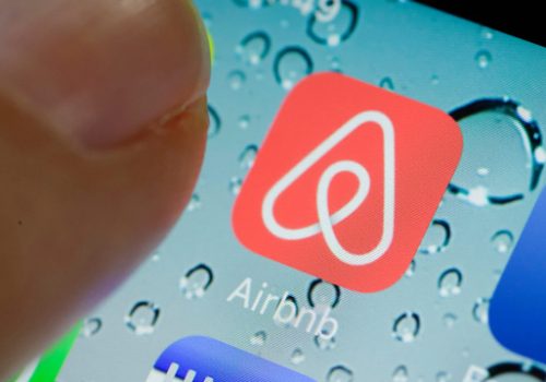 एयरबिएनबिले विश्वभर १ लाख बासस्थान दिने, कोभिड-१९ विरुद्धका स्वास्थ्यकर्मीहरुले प्रयोग गर्नसक्ने