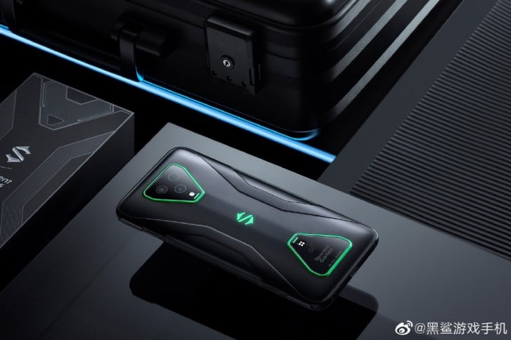 ब्ल्याक शार्कका नयाँ स्मार्टफोन ब्ल्याक शार्क ३ र ब्ल्याक शार्क ३ प्रो लन्च, गेमिङ्गलाई उपयुक्त