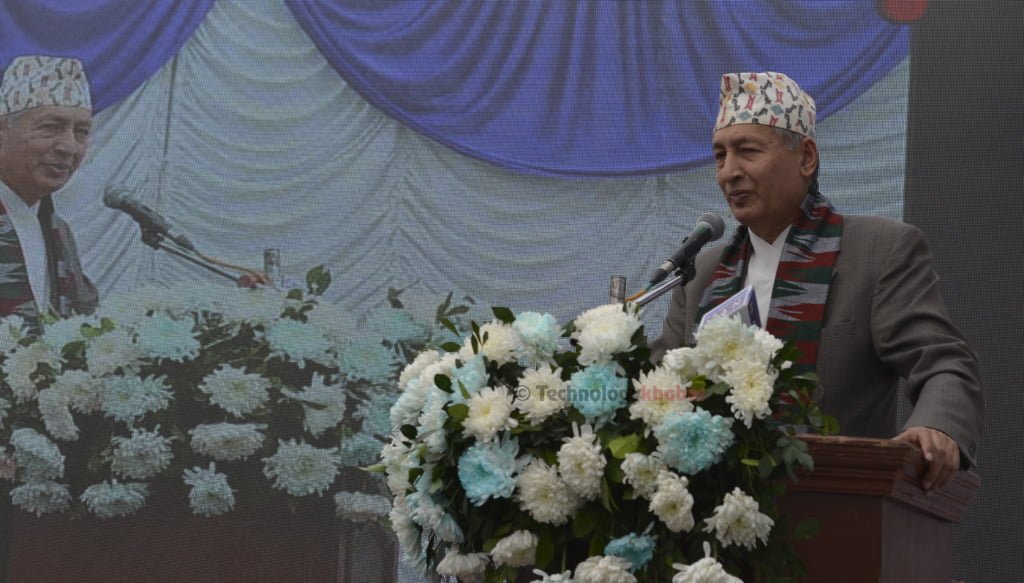 संचार तथा सूचना प्रविधि मन्त्रीमा डा. युवराज खतिवडा नियुक्त