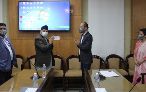 एनसेलले दियो कोरोना भाइरस संक्रमण विरुद्धको सरकारी कोषमा १० करोड रुपैयाँ