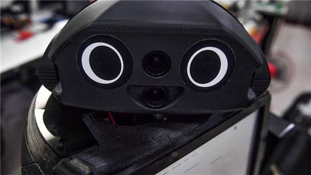 कोरोनाभाइरसको संक्रमण फैलनबाट रोक्न निन्जा रोबोट्स, थाईल्याण्डका अस्पतालहरुमा प्रयोग