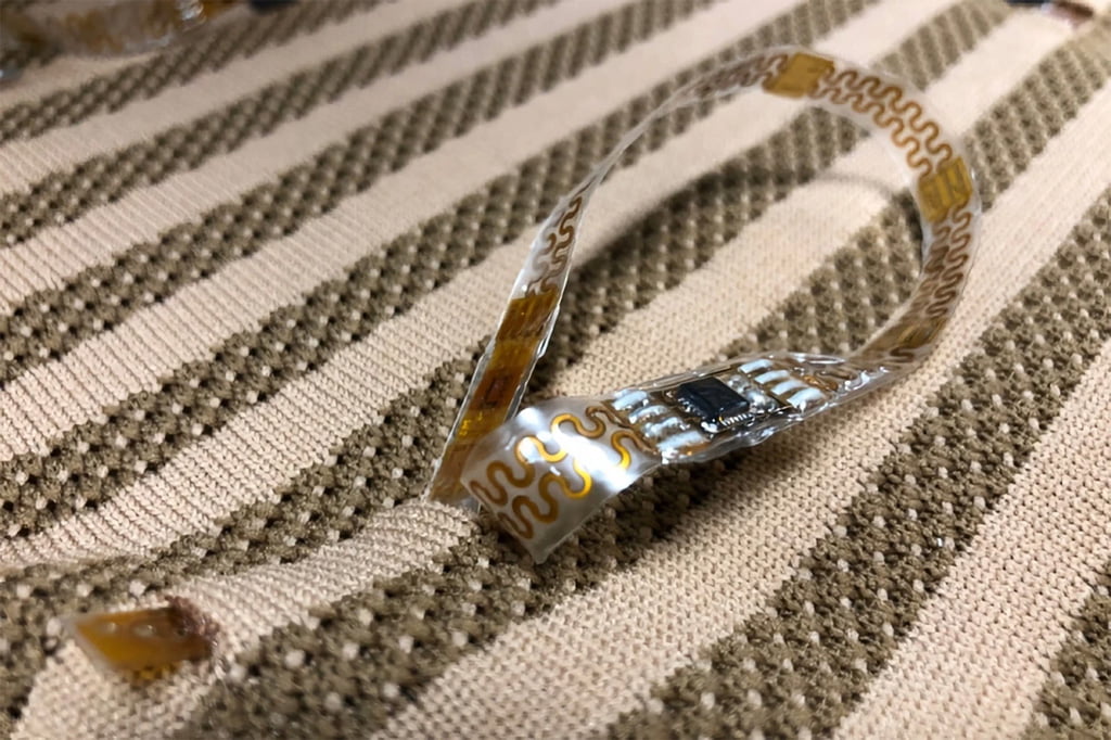 एमआईटीले बनायो कपडाहरुमा सजिलै प्रयोग गर्न सकिने सेन्सर्स, मेसिनद्धारा धुन मिल्ने