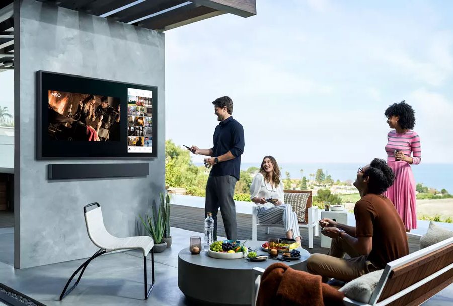 सामसङले ल्यायो घरबाहिर राखेर हेर्न मिल्ने ‘टेरेस’ आउटडोर टिभी, घाम र पानीले कुनै असर नपार्ने