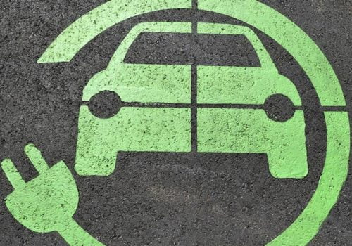 जर्मनीमा सबै पेट्रोल स्टेशनमा इलेक्ट्रिक कार चार्जिंङ्ग पोर्ट राख्नुपर्ने