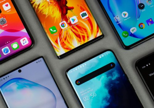 नयाँ स्मार्टफोन किन्दै हुनुहुन्छ ? स्मार्टफोन खरीद गर्दा कम्तिमा यी विशेष कुराहरुमा ध्यान दिनुस्