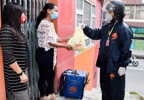 स्वास्थ सुरक्षा सावधानी अपनाएर होम डेलिभरीमा अनलाइन सपिङ माध्यम ‘भोजडिल’