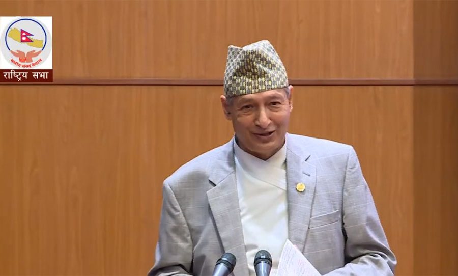 सञ्चार मन्त्री डा. खतिवडाको दाबी- स्याटेलाइट खरिद पारदर्शी र प्रतिस्पर्धी ढंगले अघि बढ्छ