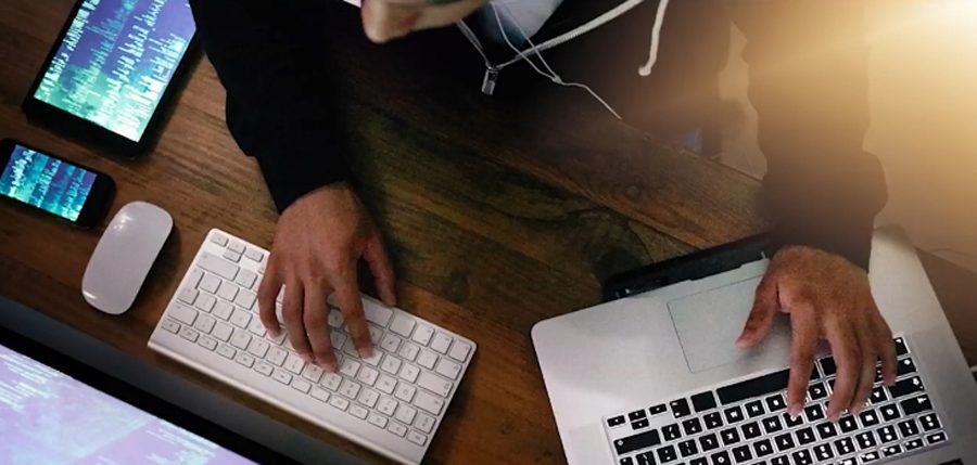 लामो समयसम्म कम्युटरमा काम गर्नुहुन्छ, त्यसोभए तपाईँलाई ‘कार्पल टनल सिन्ड्रोम’ समस्या हुनसक्छ