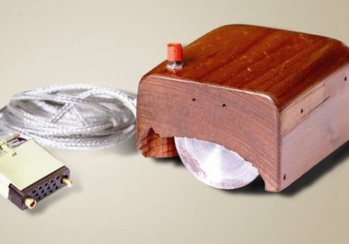 कम्प्युटर माउसका सह-निर्माता विलियम ईंग्लिसको ९१ वर्ष उमेरमा निधन