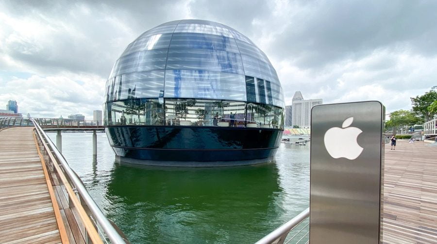 एप्पलको पानीमा तैरिने पहिलो रिटेल स्टोर सिंगापुरमा खुल्यो, यस्तो छ विशेषताहरु (फोटोसहित)